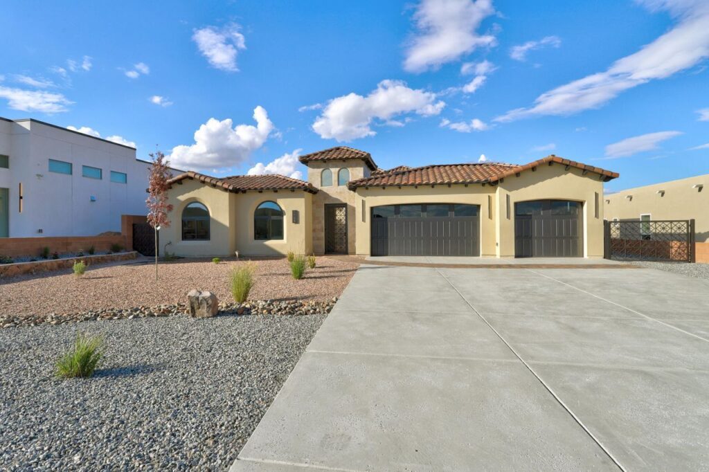 1729 22nd Avenue SE, Rio Rancho, NM 87124